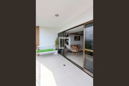 Varanda de apartamento para alugar com 2 quartos, 90m² em Barra da Tijuca, Rio de Janeiro