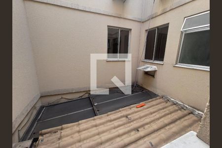 Vista Quarto 2 de apartamento à venda com 2 quartos, 50m² em Cascadura, Rio de Janeiro