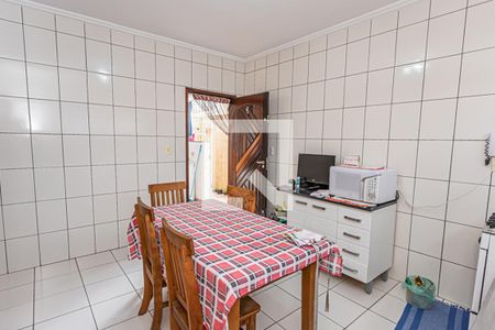 Casa à venda com 203m², 2 quartos e 5 vagas Casa à venda com 203m², 2 quartos e 5 vagasCozinha