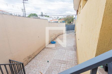 Casa à venda com 203m², 2 quartos e 5 vagas Casa à venda com 203m², 2 quartos e 5 vagasQuintal