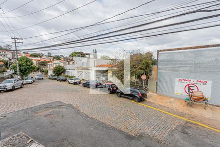 Casa à venda com 203m², 2 quartos e 5 vagas Casa à venda com 203m², 2 quartos e 5 vagasVista churrasqueira