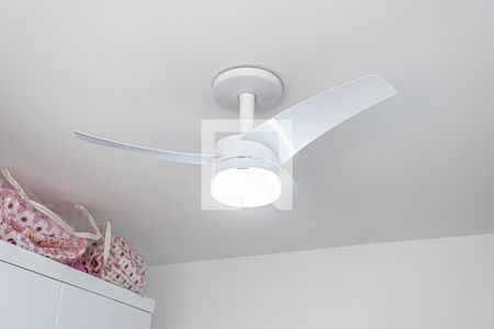 Casa à venda com 203m², 2 quartos e 5 vagas Casa à venda com 203m², 2 quartos e 5 vagasQuarto