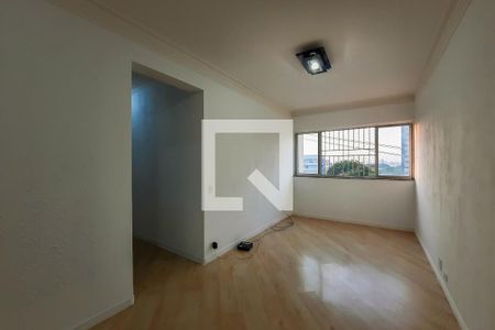 Sala de apartamento para alugar com 3 quartos, 80m² em Rudge Ramos, São Bernardo do Campo