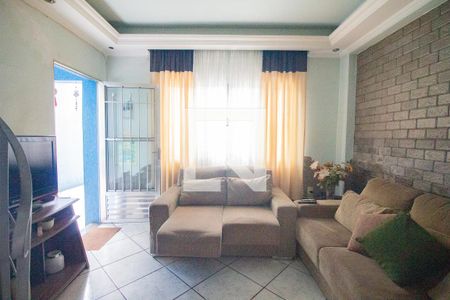 sala de casa para alugar com 4 quartos, 183m² em Vila Medeiros, São Paulo