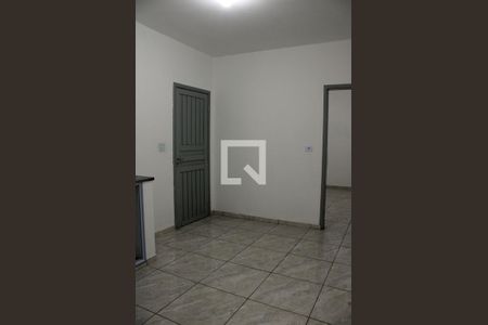 Cozinha de casa para alugar com 1 quarto, 35m² em Taboão, Diadema