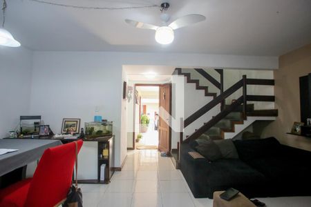 Sala de casa de condomínio à venda com 3 quartos, 93m² em Taquara, Rio de Janeiro