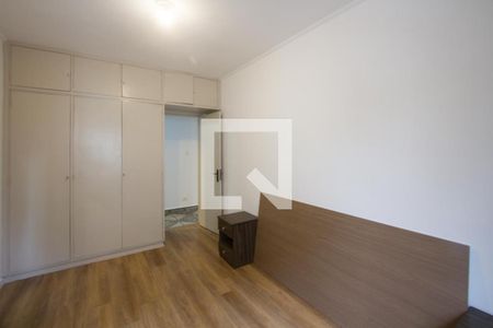 Quarto 1 de apartamento para alugar com 2 quartos, 58m² em Campo Belo, São Paulo