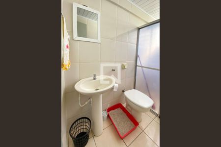 Banheiro de kitnet/studio à venda com 1 quarto, 39m² em Guarani, Novo Hamburgo