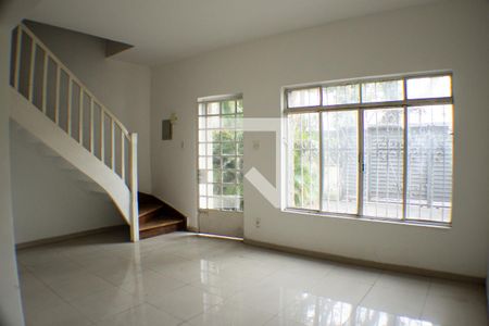 Sala de casa à venda com 2 quartos, 150m² em Saúde, São Paulo