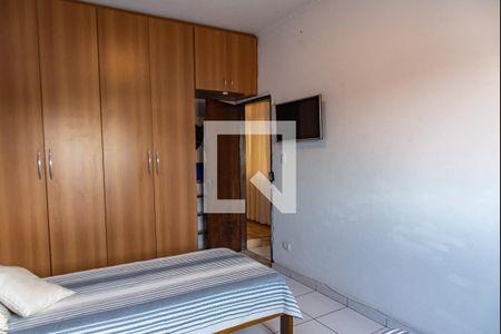 Quarto 1 de casa à venda com 3 quartos, 400m² em Vila Moraes, São Paulo