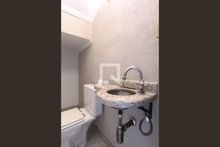 Lavabo de casa para alugar com 3 quartos, 108m² em Jardim Palmira, Guarulhos