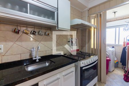 Cozinha de apartamento à venda com 2 quartos, 55m² em Padroeira, Osasco