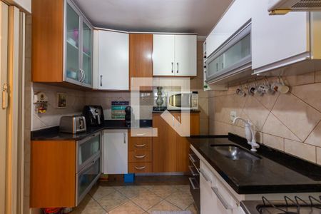 Cozinha de apartamento à venda com 2 quartos, 55m² em Padroeira, Osasco