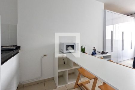 Quarto/Sala/Cozinha de kitnet/studio para alugar com 1 quarto, 25m² em Centro, Guarulhos