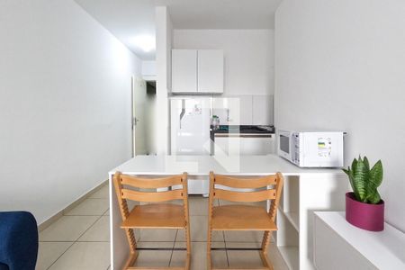 Quarto/Sala/Cozinha de kitnet/studio para alugar com 1 quarto, 25m² em Centro, Guarulhos