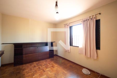 Quarto 1 de casa à venda com 3 quartos, 200m² em Km 18, Osasco