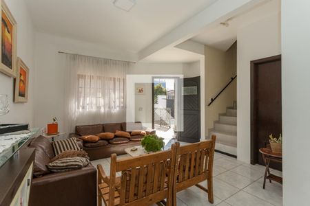 Sala de casa para alugar com 3 quartos, 255m² em Cajuru, Curitiba