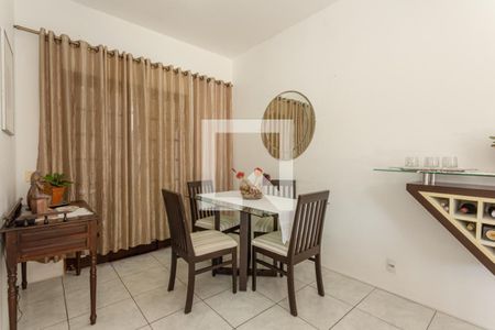 Sala de casa para alugar com 3 quartos, 255m² em Cajuru, Curitiba