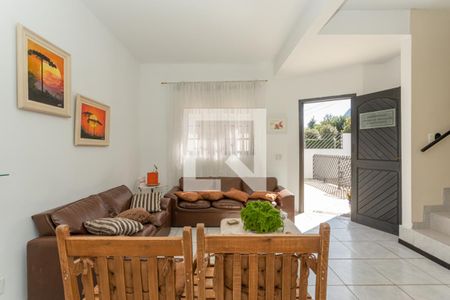 Sala de casa para alugar com 3 quartos, 255m² em Cajuru, Curitiba