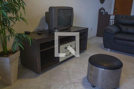 Detalhe da sala de apartamento para alugar com 3 quartos, 100m² em Guilhermina, Praia Grande