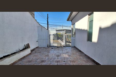 Casa para alugar com 306m², 3 quartos e 3 vagas Casa para alugar com 306m², 3 quartos e 3 vagasQuintal