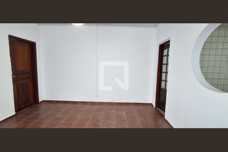 Sala de casa para alugar com 3 quartos, 306m² em Nova Gerty, São Caetano do Sul