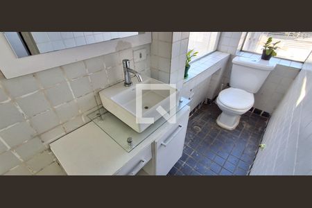 Casa para alugar com 306m², 3 quartos e 3 vagas Casa para alugar com 306m², 3 quartos e 3 vagasBanheiro Suíte