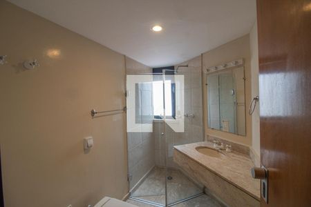 Banheiro de apartamento à venda com 1 quarto, 50m² em Campo Belo, São Paulo
