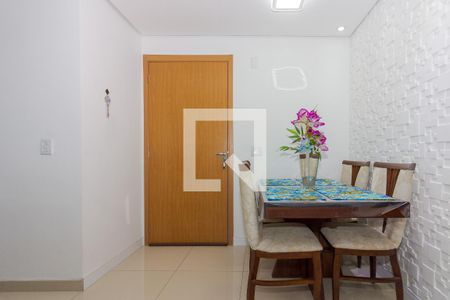 Sala de apartamento à venda com 2 quartos, 45m² em Morro Santana, Porto Alegre