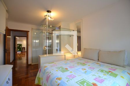 Suíte de apartamento à venda com 3 quartos, 238m² em Menino Deus, Porto Alegre