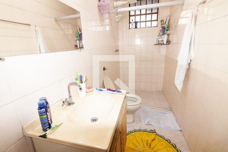 Banheiro de casa à venda com 3 quartos, 90m² em Jardim Leblon, Belo Horizonte