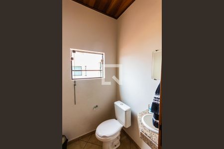 Casa à venda com 259m², 3 quartos e 5 vagas Casa à venda com 259m², 3 quartos e 5 vagasBanheiro