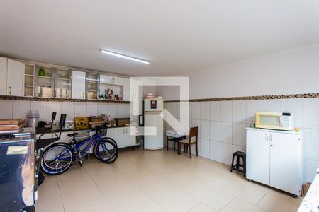 Casa à venda com 259m², 3 quartos e 5 vagas Casa à venda com 259m², 3 quartos e 5 vagasSalão