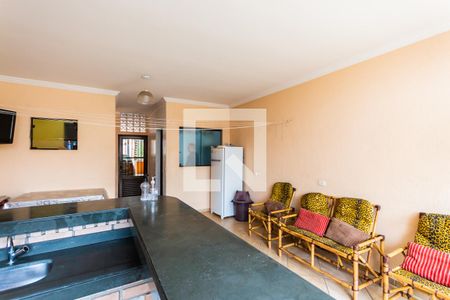 Casa à venda com 259m², 3 quartos e 5 vagas Casa à venda com 259m², 3 quartos e 5 vagasEspaço Gourmet