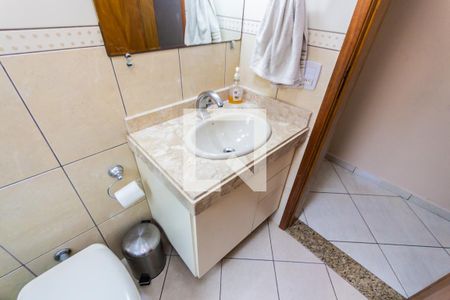 Casa à venda com 259m², 3 quartos e 5 vagas Casa à venda com 259m², 3 quartos e 5 vagasBanheiro 2