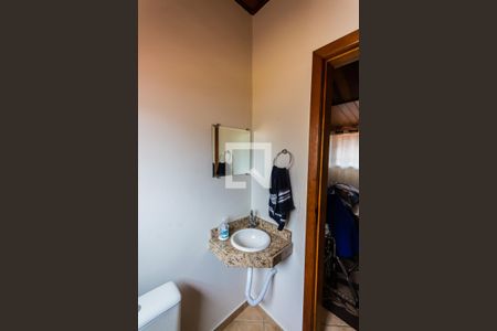 Casa à venda com 259m², 3 quartos e 5 vagas Casa à venda com 259m², 3 quartos e 5 vagasBanheiro