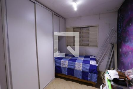 Quarto 2 de casa para alugar com 2 quartos, 120m² em Jardim Santa Maria, São Paulo