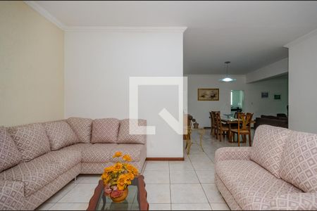 Sala de casa à venda com 3 quartos, 169m² em Santo André, Belo Horizonte