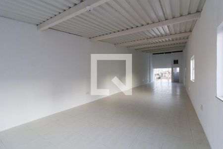 Casa para alugar com 177m², 2 quartos e 2 vagas Casa para alugar com 177m², 2 quartos e 2 vagasÁrea comum - Salão de festas