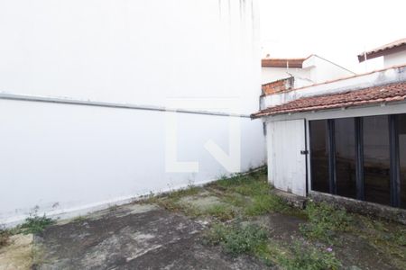 Casa para alugar com 177m², 2 quartos e 2 vagas Casa para alugar com 177m², 2 quartos e 2 vagasÁrea de serviço e quintal