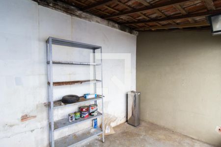 Casa para alugar com 177m², 2 quartos e 2 vagas Casa para alugar com 177m², 2 quartos e 2 vagasDepósito