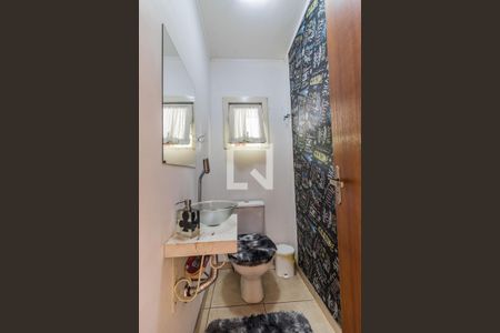 Lavabo de casa para alugar com 3 quartos, 350m² em Campo Novo, Porto Alegre