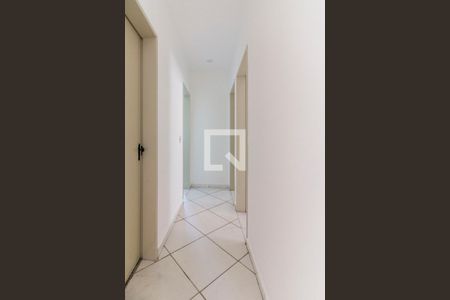 Corredor de apartamento para alugar com 3 quartos, 63m² em Cidade Líder, São Paulo