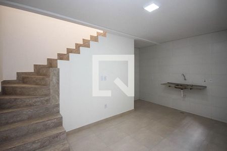 Sala/Cozinha de casa de condomínio para alugar com 1 quarto, 37m² em Vila Antonieta, São Paulo