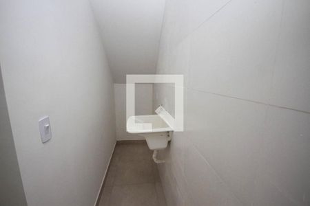 Área de Serviço de casa de condomínio para alugar com 1 quarto, 37m² em Vila Antonieta, São Paulo