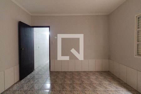 Quarto 2 de casa para alugar com 2 quartos, 80m² em Jardim Tietê, São Paulo