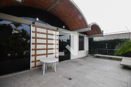 Varanda de casa para alugar com 4 quartos, 742m² em Jardim Morumbi, São Paulo
