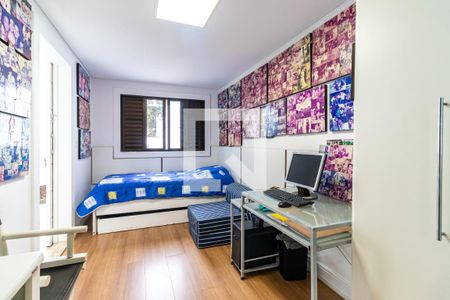 Suíte 1 de casa à venda com 5 quartos, 350m² em Jardim Los Angeles, São Paulo