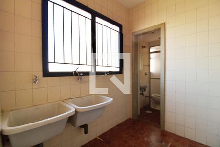 Apartamento para alugar com 258m², 3 quartos e 1 vaga Apartamento para alugar com 258m², 3 quartos e 1 vagaÁrea de Serviço