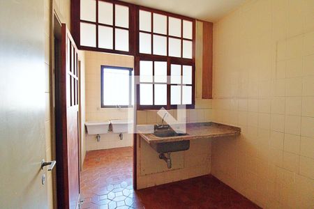 Apartamento para alugar com 258m², 3 quartos e 1 vaga Apartamento para alugar com 258m², 3 quartos e 1 vagaÁrea de Serviço